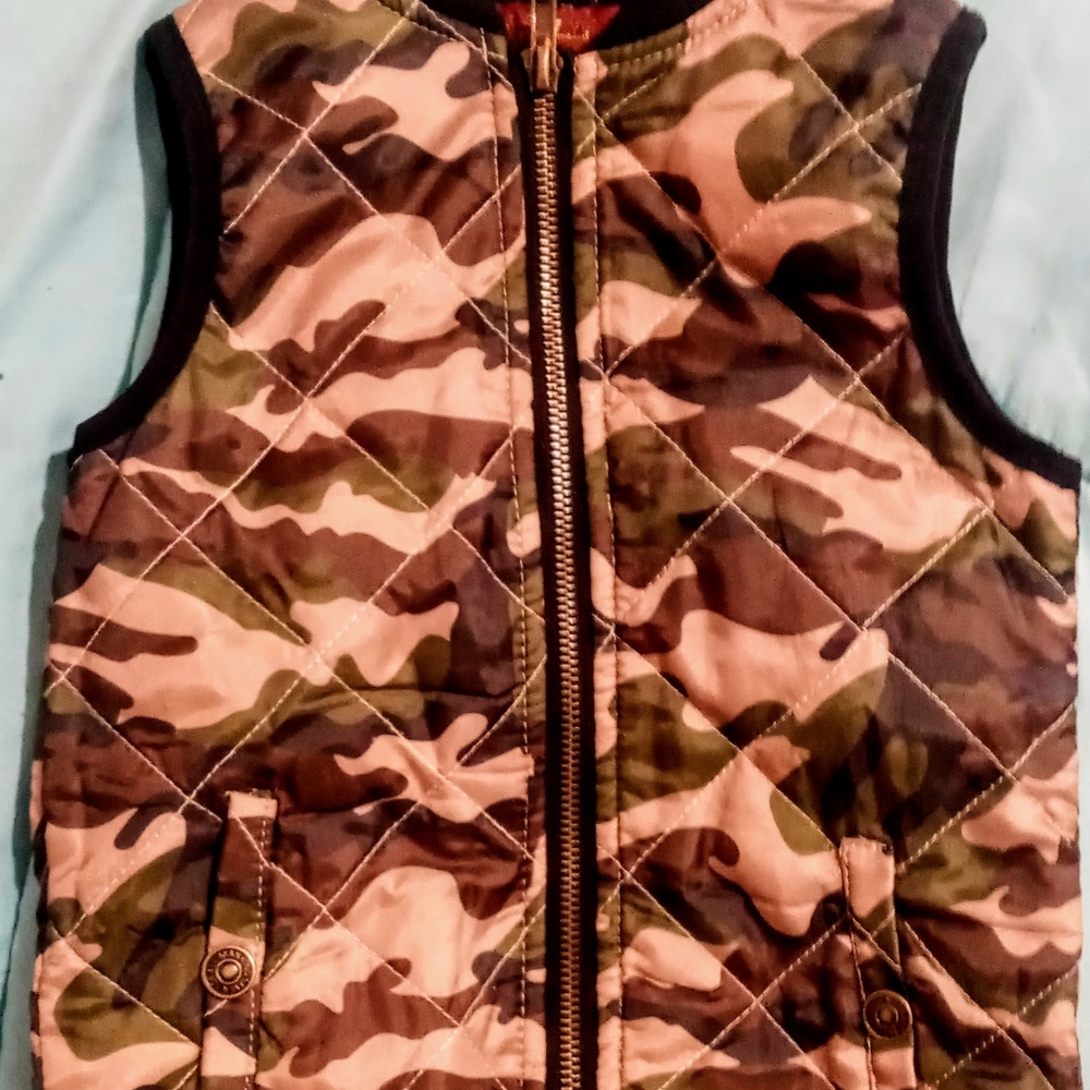 "7 for all Mankind" Boy's(3t) Camo Insulated Vest